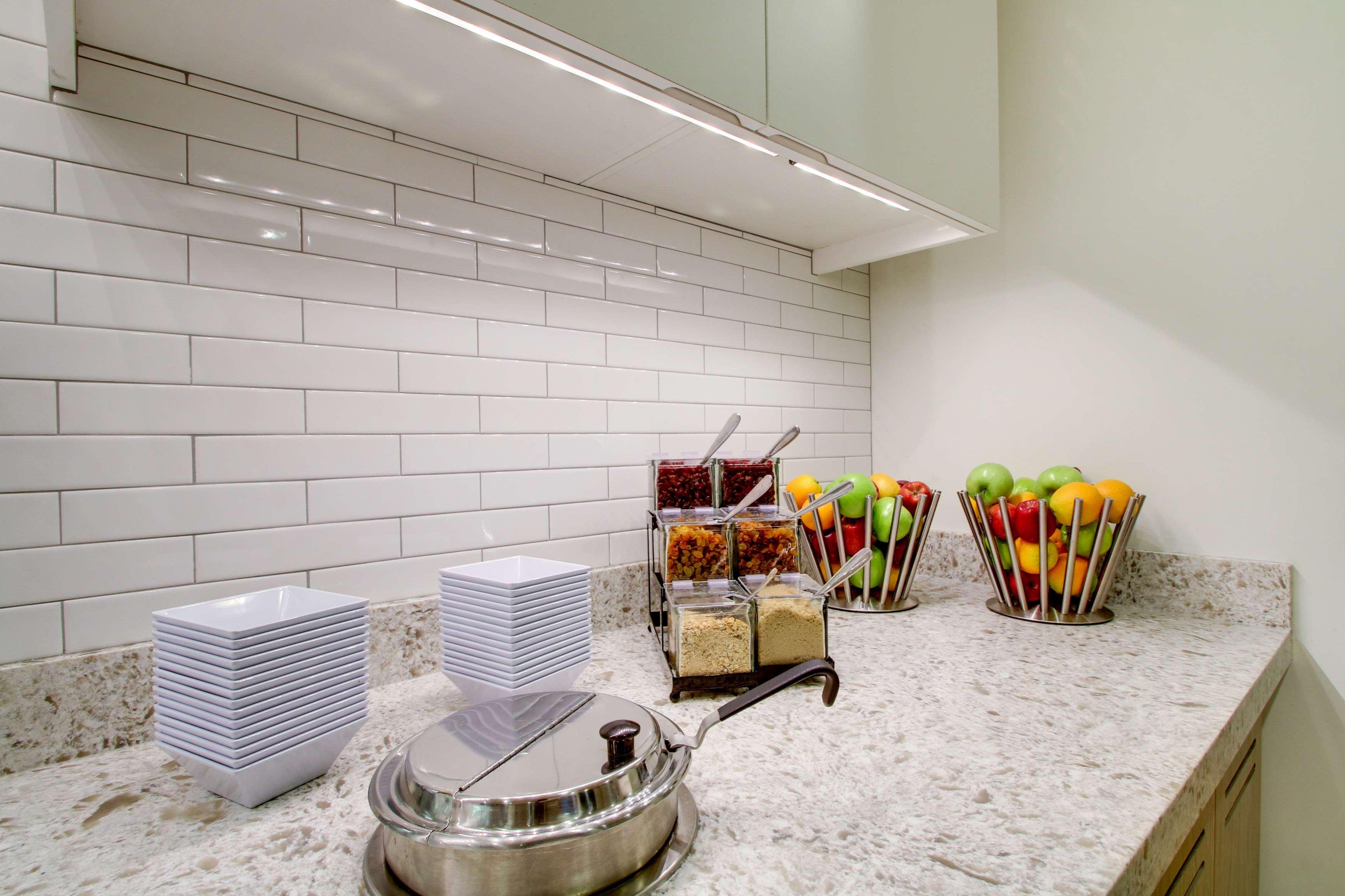 Hyatt House Chicago/Эванстон Экстерьер фото